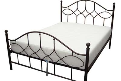 Sleek Wrought iron Bed